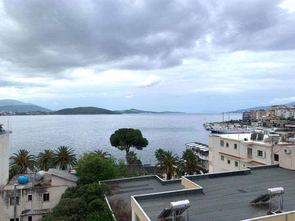 Delfin Apartments Sarandë Esterno foto
